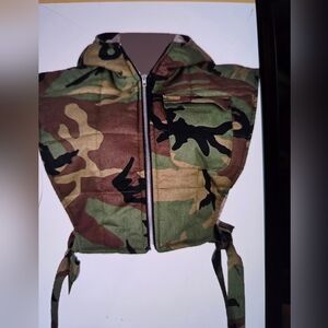 Cropped Camo Puffer Vest